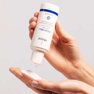 CLEAR CELL clarifying salicylic tonic