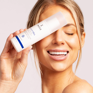 CLEAR CELL clarifying salicylic tonic